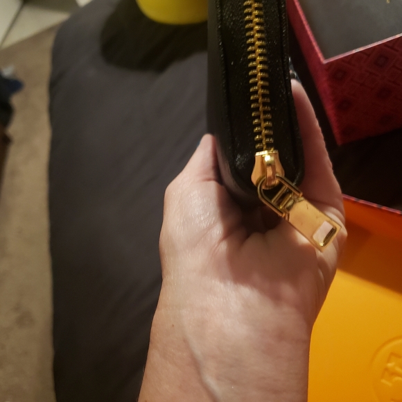 Wallet - Picture 2 of 7